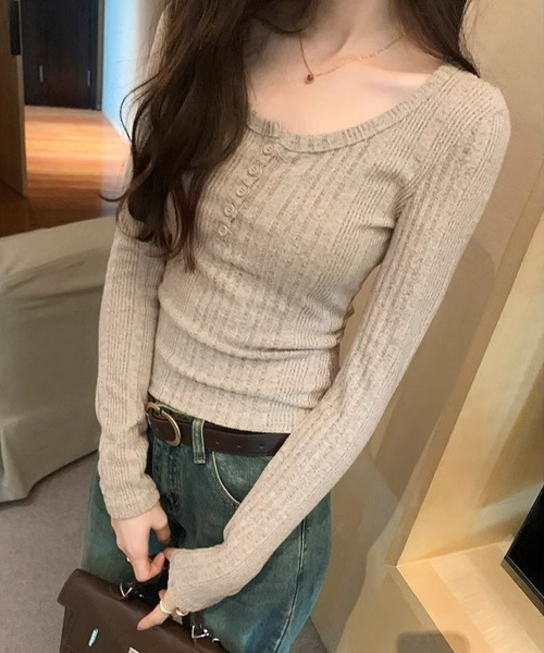 Miniministore(ミニミニストア)の「ヘンリーネックリブカットソー ニットソー(Tシャツ/カットソー・レディース・ベージュ/チャコールグレー/ネイビー/ピンク・FREE)」の2枚目の写真