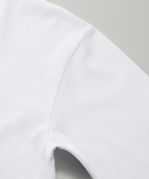 United Athle(ユナイテッドアスレ)の「【United Athle】6.0オンス オーセンティック オープンエンド ヘヴィーウェイト ロングスリーブ Tシャツ ロンT 4511(Tシャツ/カットソー・メンズ・ホワイト/ブラック・L/XL/S/M)」の6枚目の写真