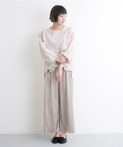 MERLOT（メルロー）の「フロントフリルブラウス 5818（シャツ/ブラウス・レディース・ベージュ/ライトブルー/ホワイト・FREE）」の13枚目の写真