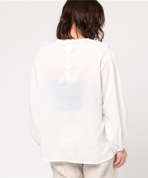 MERLOT（メルロー）の「フロントフリルブラウス 5818（シャツ/ブラウス・レディース・ベージュ/ライトブルー/ホワイト・FREE）」の6枚目の写真