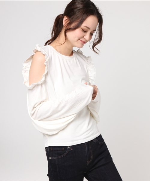 SLY（スライ）の「FRILL OPEN SHOULDER TOPS（Tシャツ/カットソー・レディース・ミント/オフホワイト/ブラック/ライトベージュ・2/1）」の13枚目の写真
