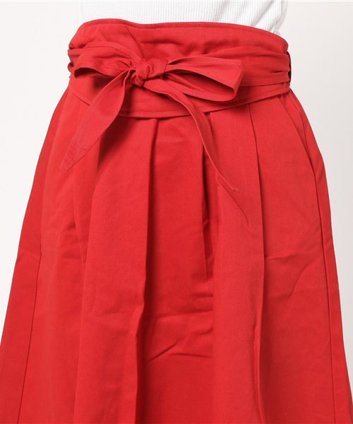 MERLOT（メルロー）の「サッシュベルト付きフレアタックスカート628-5527（スカート・レディース・ベージュ/ネイビー/レッド・FREE）」の7枚目の写真