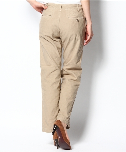 UNITED ARROWS(ユナイテッドアローズ)の「KIN CINO パンツ◆(チノパンツ・レディース・ベージュ/オリーブ・28)」の4枚目の写真
