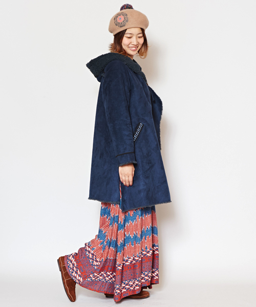 チャイハネ（チャイハネ）の「【チャイハネ】フォークロアフェイクムートンコート（その他アウター・レディース・ベージュ/ネイビー・FREE）」の16枚目の写真