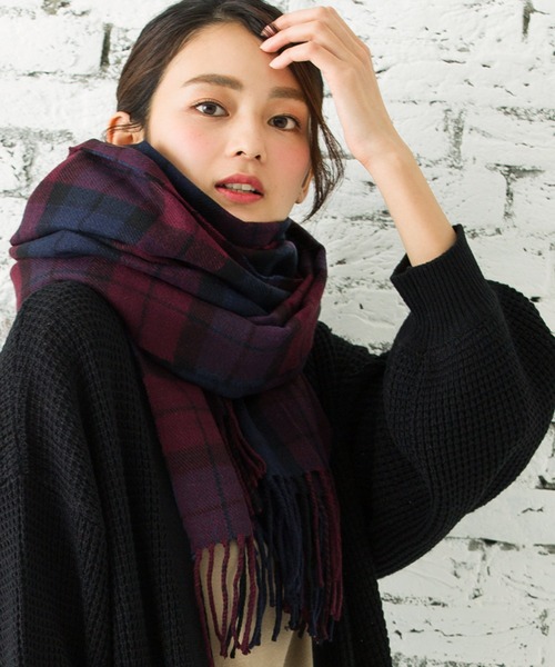 QUEENHEAD(クイーンヘッド)の「カラーストール 大判マフラー(マフラー・レディース・ブラック/ベージュ/ネイビー/レッド/カーキ/ターコイズブルー/ダークグレー/その他1/その他2/その他3/その他4/その他5/その他6/その他7/その他8/その他9/その他10/その他11/その他12/ライトベージュ/その他13/ライトグレー/その他14・FREE)」の17枚目の写真