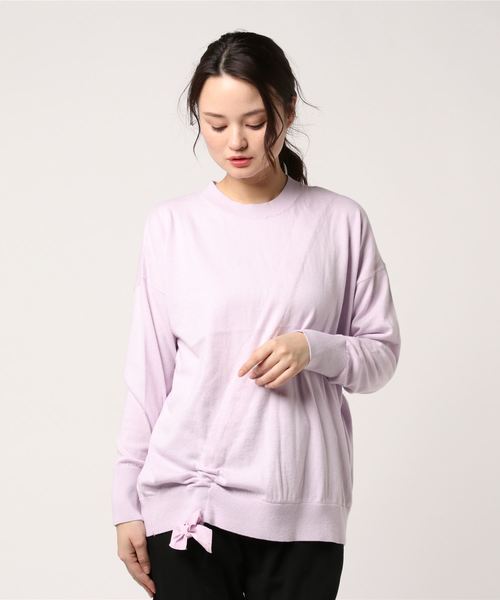FEMIND TOKYO(フェマイントウキョウ)の「シャーリングリボントップス(ニット/セーター)」|ピンク