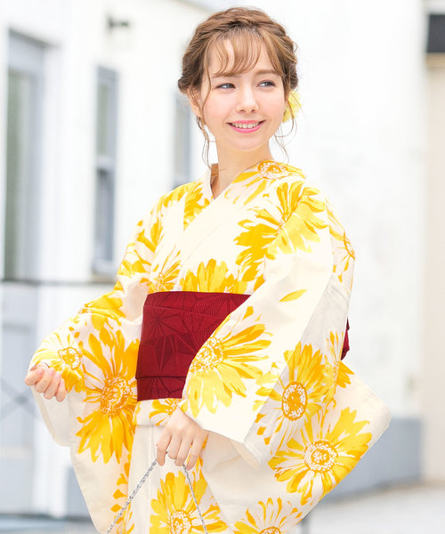 bonheur saisons（ボヌールセゾン）の「浴衣3点セット （浴衣＋帯＋下駄）「bonheur saisons/ボヌールセゾン」（浴衣・レディース・ホワイト系その他/ブルー系その他/レッド系その他/ホワイト×イエロー/ホワイト系その他2/ホワイト系その他3/ホワイト系その他4/ブルー系その他2/ブルー系その他3/ブルー系その他4・FREE）」の3枚目の写真