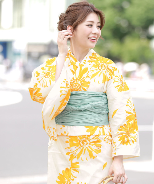 bonheur saisons（ボヌールセゾン）の「浴衣3点セット （浴衣＋帯＋下駄）「bonheur saisons/ボヌールセゾン」（浴衣・レディース・ホワイト系その他/ブルー系その他/レッド系その他/ホワイト×イエロー/ホワイト系その他2/ホワイト系その他3/ホワイト系その他4/ブルー系その他2/ブルー系その他3/ブルー系その他4・FREE）」の4枚目の写真