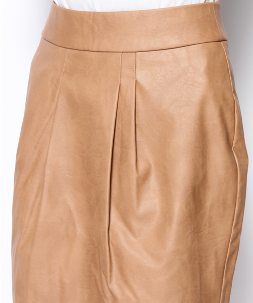 manics(マニックス)の「合皮タックSK(スカート・レディース・キャメル/ブラック・2/1)」の5枚目の写真