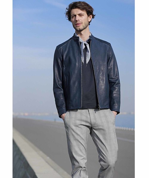 MEN'S BIGI（メンズビギ）の「シアサッカーネッカチーフ（バンダナ/スカーフ・メンズ・ネイビー/ブルー系その他/レッド系その他・FREE）」の9枚目の写真