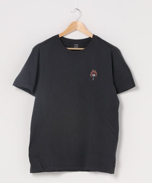 Billabong ビラボン の Billabong メンズ Snakes On A Palm ワンポイント刺繍ｔシャツ ビラボン 半袖tシャツ Tシャツ カットソー Wear