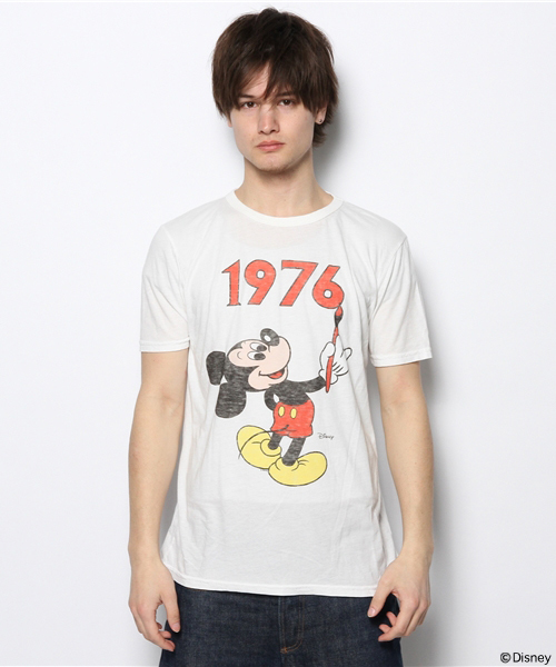 BEAMS(ビームス)の「○JUNK FOOD×BEAMS / 別注 Mickey Mouse TEE①(Tシャツ/カットソー・メンズ・ホワイト/オフホワイト/グリーン/ブラック/グレー/ホワイト系その他・SMALL/MEDIUM/LARGE/X-SMALL)」の4枚目の写真