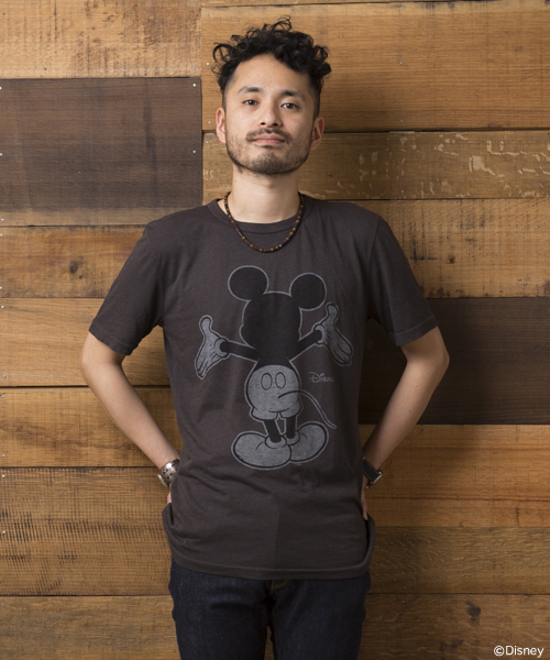 BEAMS(ビームス)の「○JUNK FOOD×BEAMS / 別注 Mickey Mouse TEE①(Tシャツ/カットソー・メンズ・ホワイト/オフホワイト/グリーン/ブラック/グレー/ホワイト系その他・SMALL/MEDIUM/LARGE/X-SMALL)」の5枚目の写真