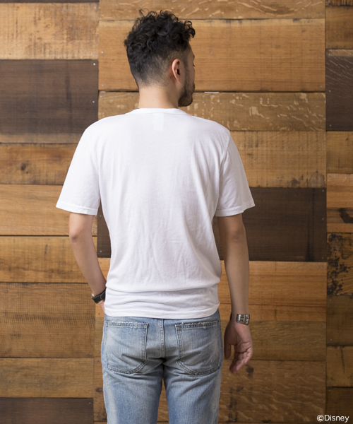 BEAMS(ビームス)の「○JUNK FOOD×BEAMS / 別注 Mickey Mouse TEE①(Tシャツ/カットソー・メンズ・ホワイト/オフホワイト/グリーン/ブラック/グレー/ホワイト系その他・SMALL/MEDIUM/LARGE/X-SMALL)」の7枚目の写真