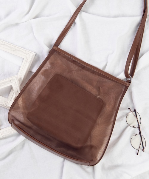 WEGO(ウィゴー)の「WEGO/ポーチ付きシアーショルダーバッグ(ショルダーバッグ・レディース・ブラウン/ブラック・FREE)」の1枚目の写真