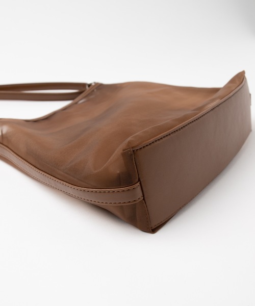 WEGO(ウィゴー)の「WEGO/ポーチ付きシアーショルダーバッグ(ショルダーバッグ・レディース・ブラウン/ブラック・FREE)」の3枚目の写真