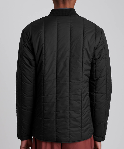 Saturdays NYC（サタデーズ ニューヨークシティ ）の「Jones Puffer Jacket（ブルゾン・メンズ・ブラック/ネイビー・X-SMALL/S/M/L/X-LARGE）」の7枚目の写真
