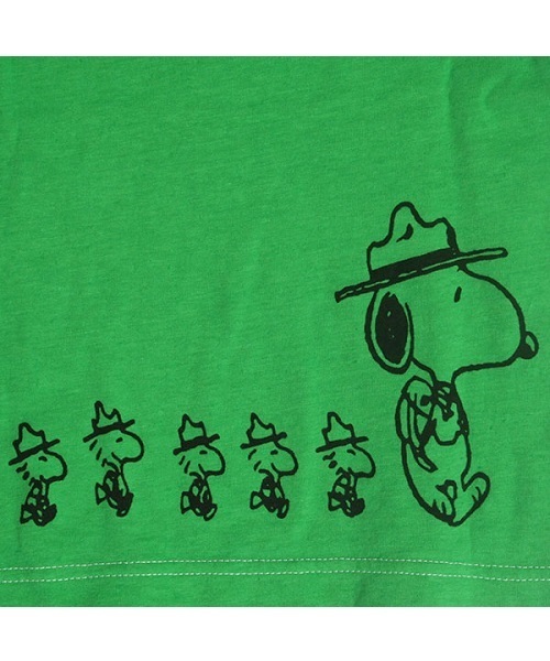 One deux boo(ワンドゥーブー)の「Peanuts半袖Tee ビーグルスカウト柄レディース(Tシャツ/カットソー・レディース・グリーン/イエロー/レッド・MEDIUM)」の4枚目の写真