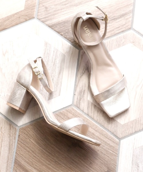 VIVIAN（ヴィヴィアン）の「スクエアトゥアンクルストラップサンダル（サンダル・レディース・Royal/ベージュ系その他6/D/ブラック系その他2/ブラック系その他3/ブラック×グリーン/インディゴ×ゴールド/E/PINK/パイソン/シルバー/White・SS/S/M/L/LL）」の6枚目の写真