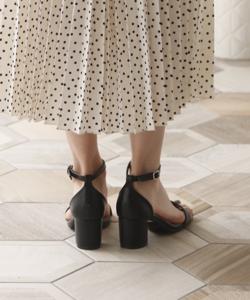 VIVIAN（ヴィヴィアン）の「スクエアトゥアンクルストラップサンダル（サンダル・レディース・Royal/ベージュ系その他6/D/ブラック系その他2/ブラック系その他3/ブラック×グリーン/インディゴ×ゴールド/E/PINK/パイソン/シルバー/White・SS/S/M/L/LL）」の13枚目の写真