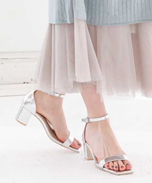 VIVIAN（ヴィヴィアン）の「スクエアトゥアンクルストラップサンダル（サンダル・レディース・Royal/ベージュ系その他6/D/ブラック系その他2/ブラック系その他3/ブラック×グリーン/インディゴ×ゴールド/E/PINK/パイソン/シルバー/White・SS/S/M/L/LL）」の18枚目の写真