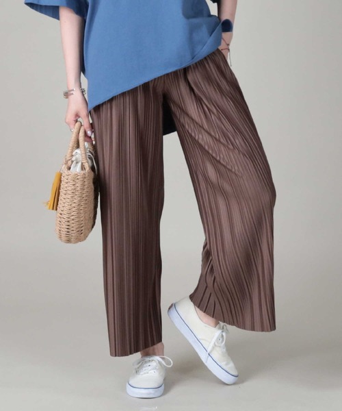 HONEYSUCKLE ROSE(ハニーサックルローズ)の「【HONEYSUCKLE ROSE】細プリーツパンツ(その他パンツ・レディース・グリーン/ベージュ/ブラウン/ブラック/オリーブ・M/L)」の3枚目の写真