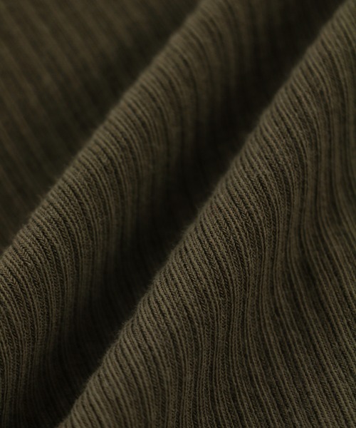 ALEXIA STAM（アリシアスタン）の「Open Back Rib Camisole /オープンバックリブキャミソール（キャミソール・レディース・ブラック/カーキ/グレイッシュベージュ・FREE）」の18枚目の写真