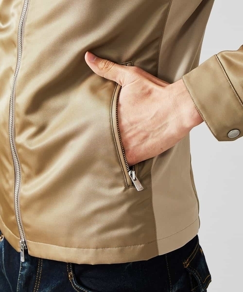 MICHEL KLEIN HOMME (ミッシェルクランオム)の「ブルゾン(コマツリモンタ)(Tシャツ/カットソー・メンズ・ベージュ/ネイビー・MEDIUM/LARGE/X-LARGE)」の9枚目の写真