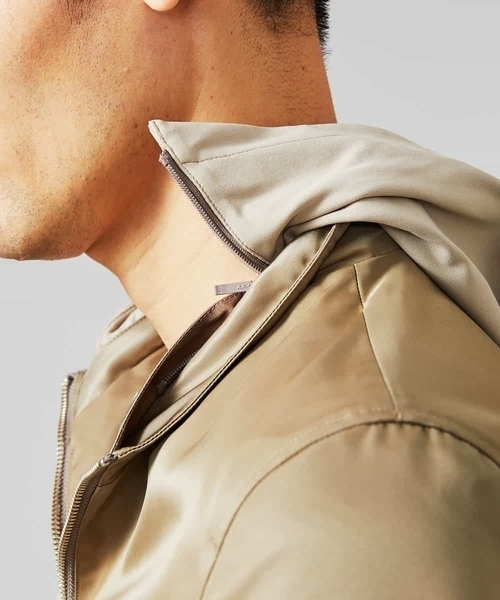 MICHEL KLEIN HOMME (ミッシェルクランオム)の「ブルゾン(コマツリモンタ)(Tシャツ/カットソー・メンズ・ベージュ/ネイビー・MEDIUM/LARGE/X-LARGE)」の13枚目の写真