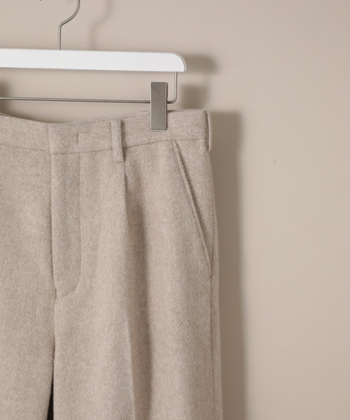 ADAM ET ROPE'(アダムエロペ)の「【NAKADEN/中伝毛織】ショートビーバースラックス/ウール素材/セットアップ対応(スラックス・メンズ・ベージュ系その他・S/M/L)」の9枚目の写真