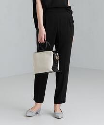 green label relaxing | CB トリアセテート バックサテン タック テーパード パンツ -BP(スラックス)