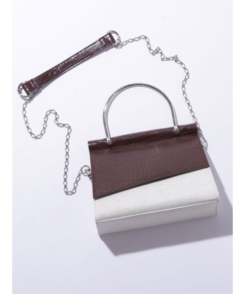 MURUA（ムルーア）の「アシメフラップメタルバッグ（ハンドバッグ・レディース・グリーン/ブラウン・FREE）」の11枚目の写真