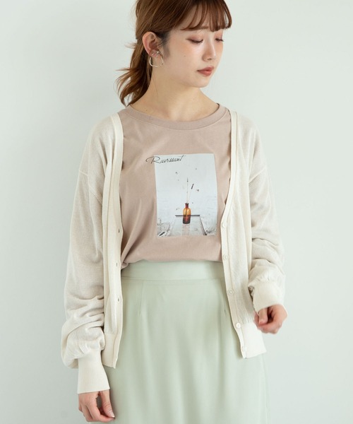 earth music&ecology(アースミュージックアンドエコロジー)の「シアーVネックカーディガン *(カーディガン/ボレロ・レディース・ブラウン/ピンク/オフホワイト/ミント/グレイッシュベージュ/ブラック・FREE)」の2枚目の写真