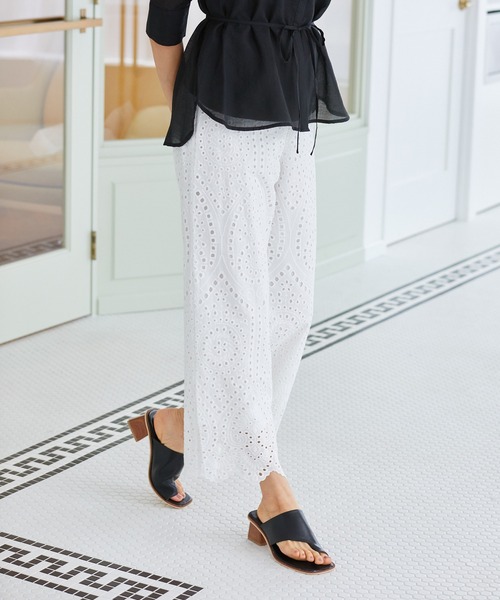 Rewde（ルゥデ）の「【雑誌掲載】コットン刺繍レースフレアパンツ（1R12-03066）（その他パンツ・レディース・ホワイト/ブラック・S/M）」の10枚目の写真