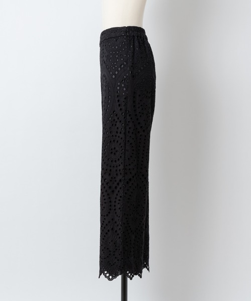 Rewde（ルゥデ）の「【雑誌掲載】コットン刺繍レースフレアパンツ（1R12-03066）（その他パンツ・レディース・ホワイト/ブラック・S/M）」の11枚目の写真