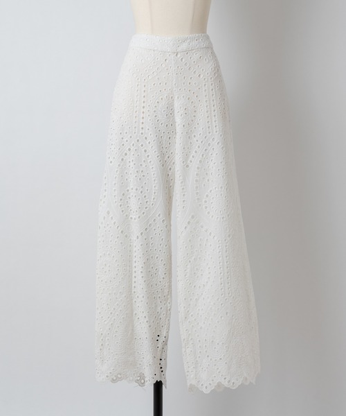 Rewde（ルゥデ）の「【雑誌掲載】コットン刺繍レースフレアパンツ（1R12-03066）（その他パンツ・レディース・ホワイト/ブラック・S/M）」の14枚目の写真
