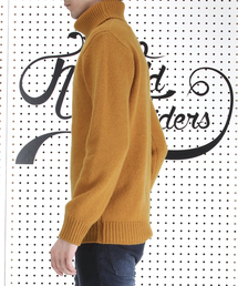 R.NEWBOLD（アールニューボールド）の「TURTLENECK KNIT/245401 4A407 