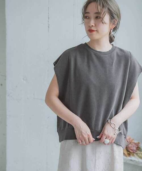 ITEMS URBANRESEARCH（アイテムズ アーバンリサーチ）の「裏毛フレンチスリーブベスト（ベスト・レディース・グレー/グレー系その他/ブルー系その他・FREE）」の5枚目の写真