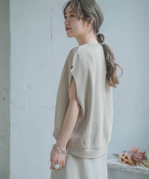 ITEMS URBANRESEARCH（アイテムズ アーバンリサーチ）の「裏毛フレンチスリーブベスト（ベスト・レディース・グレー/グレー系その他/ブルー系その他・FREE）」の13枚目の写真