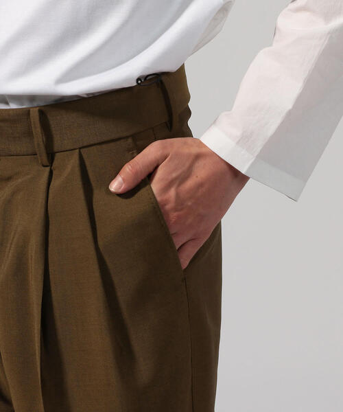 TOMORROWLAND (トゥモローランド)の「ウールモヘヤトロピカル 2プリーツワイドパンツ CANONICO(スラックス・メンズ・キャメル/ブルー/ネイビー/チャコールグレー・XS/S/M)」の21枚目の写真