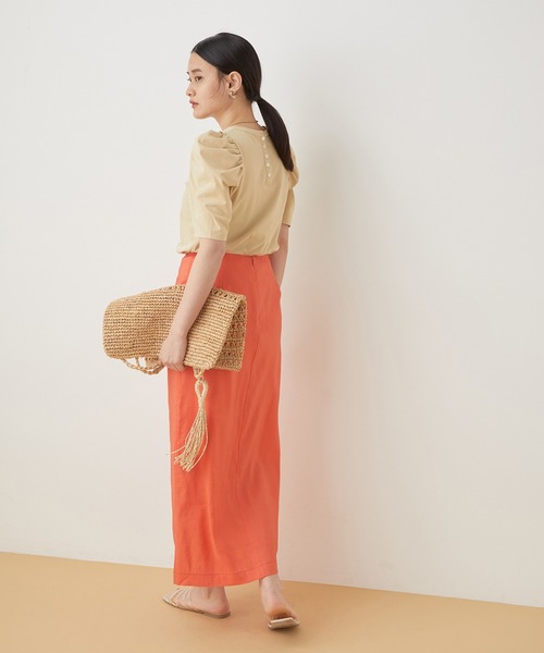 ADAM ET ROPE'（アダムエロペ）の「【WEB限定】パフスリーブ5分袖TEE（Tシャツ/カットソー・レディース・ホワイト/ブラック/ベージュ・FREE）」の21枚目の写真