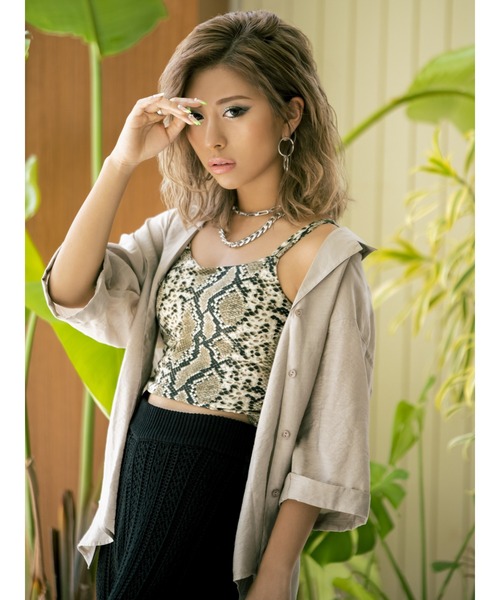 EGOIST（エゴイスト）の「光沢シアー半袖シャツ（シャツ/ブラウス・レディース・ホワイト/ブラック/ライトブラウン・FREE）」の3枚目の写真