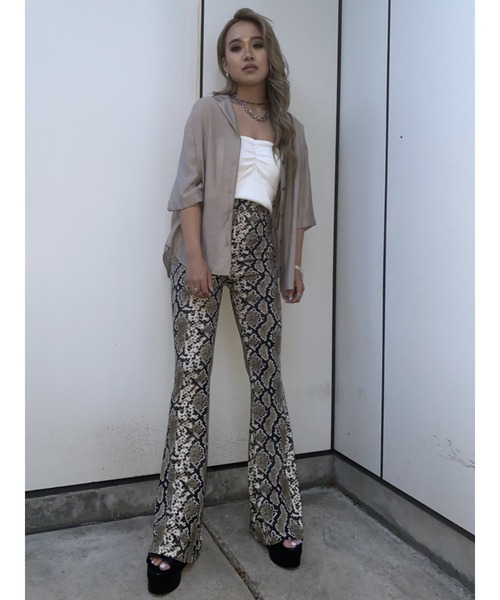 EGOIST（エゴイスト）の「光沢シアー半袖シャツ（シャツ/ブラウス・レディース・ホワイト/ブラック/ライトブラウン・FREE）」の15枚目の写真