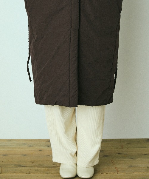 forksy.(フォルクシー)の「【forksy.】ストール付き ダウンライク中綿オーバーサイズロングコート(ダウンジャケット/コート・レディース・ブラック/ブラウン/アイボリー/ライトカーキ/ライトベージュ・FREE)」の12枚目の写真