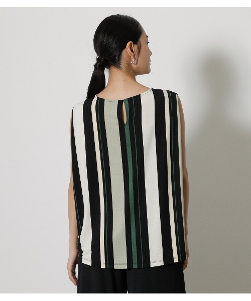 AZUL by moussy(アズールバイマウジー)の「GLOSSY COOL BACK TUCK TANK(タンクトップ・レディース・ブラック/グレー系その他/グリーン系その他・MEDIUM/SMALL)」の16枚目の写真