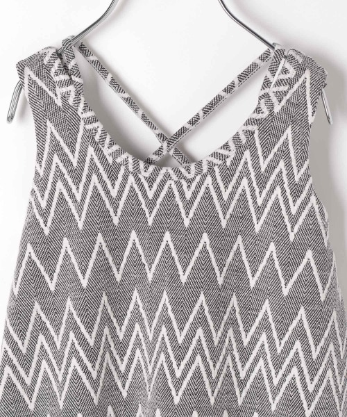 JEANASIS（ジーナシス）の「【KIDS】ジグザグカットワンピース/214685（ワンピース・キッズ・ブラック/ブラウン/グレー・120/140）」の10枚目の写真