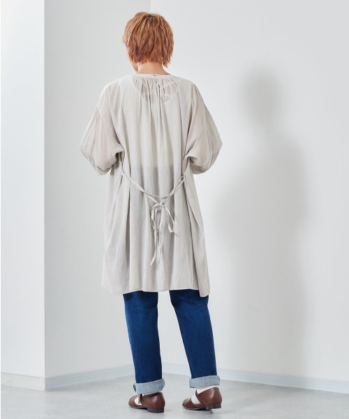 cepo（セポ）の「ボリュームスリーブ　ガウンショートワンピース　３WAY（シャツワンピース・レディース・ベージュ/ブラック/グレー・M）」の12枚目の写真