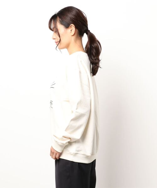 epine（エピヌ）の「New york cat embroidery sweat（スウェット・レディース・グレー/アイボリー・FREE）」の3枚目の写真