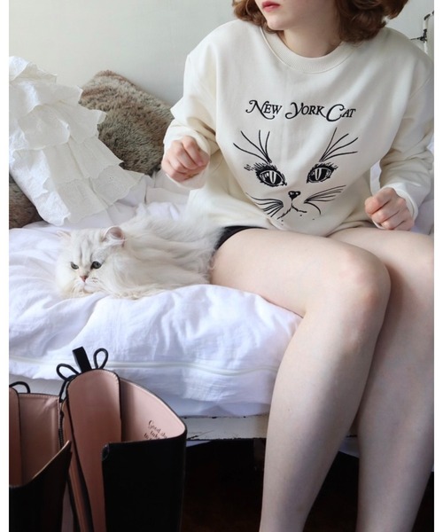 epine（エピヌ）の「New york cat embroidery sweat（スウェット