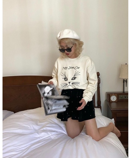 epine（エピヌ）の「New york cat embroidery sweat（スウェット・レディース・グレー/アイボリー・FREE）」の12枚目の写真